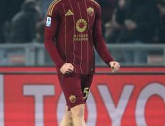 包含罗马新援表现抢眼，球队士气大振的词条